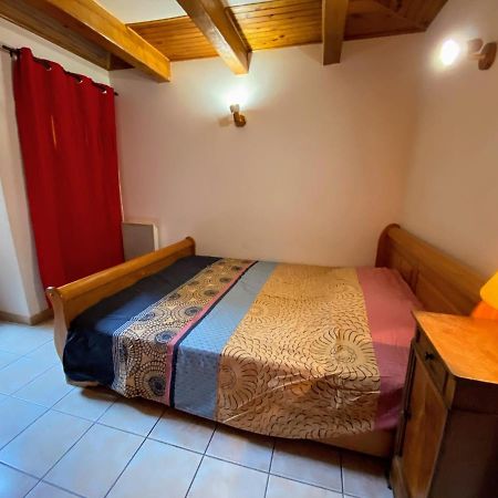 Appartement 4 Pers Plein Centre Ville, Wifi, Balcon Laragne-Monteglin Exterior photo